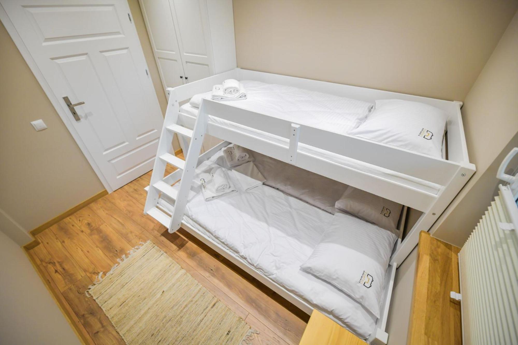 Comfort Apartments オシフィエンチム エクステリア 写真