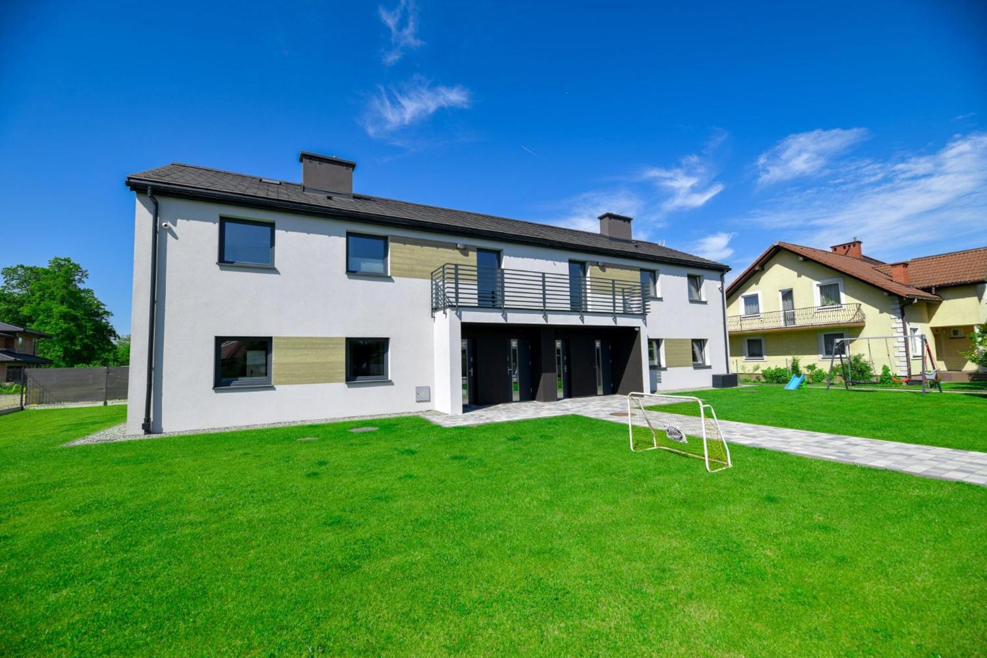 Comfort Apartments オシフィエンチム エクステリア 写真